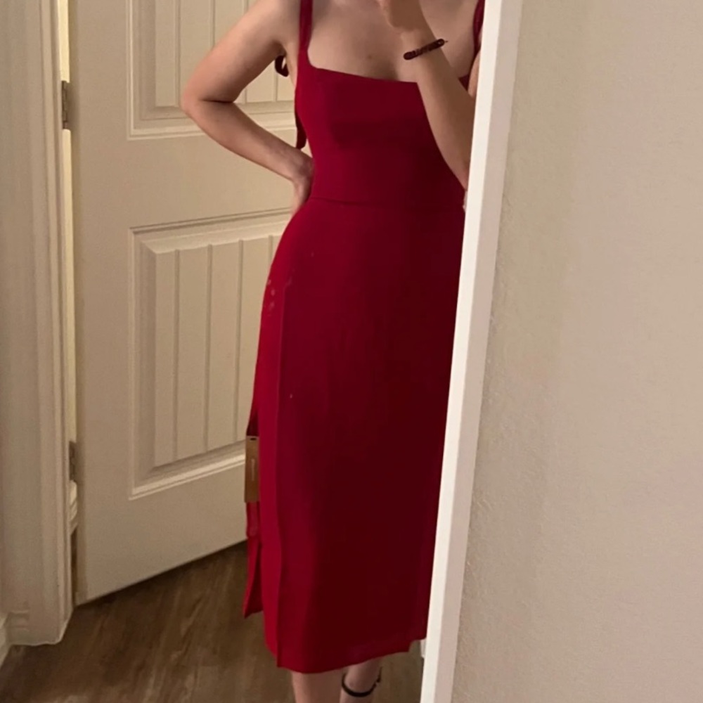 NWT Reformation Besse Dress Rhubarb